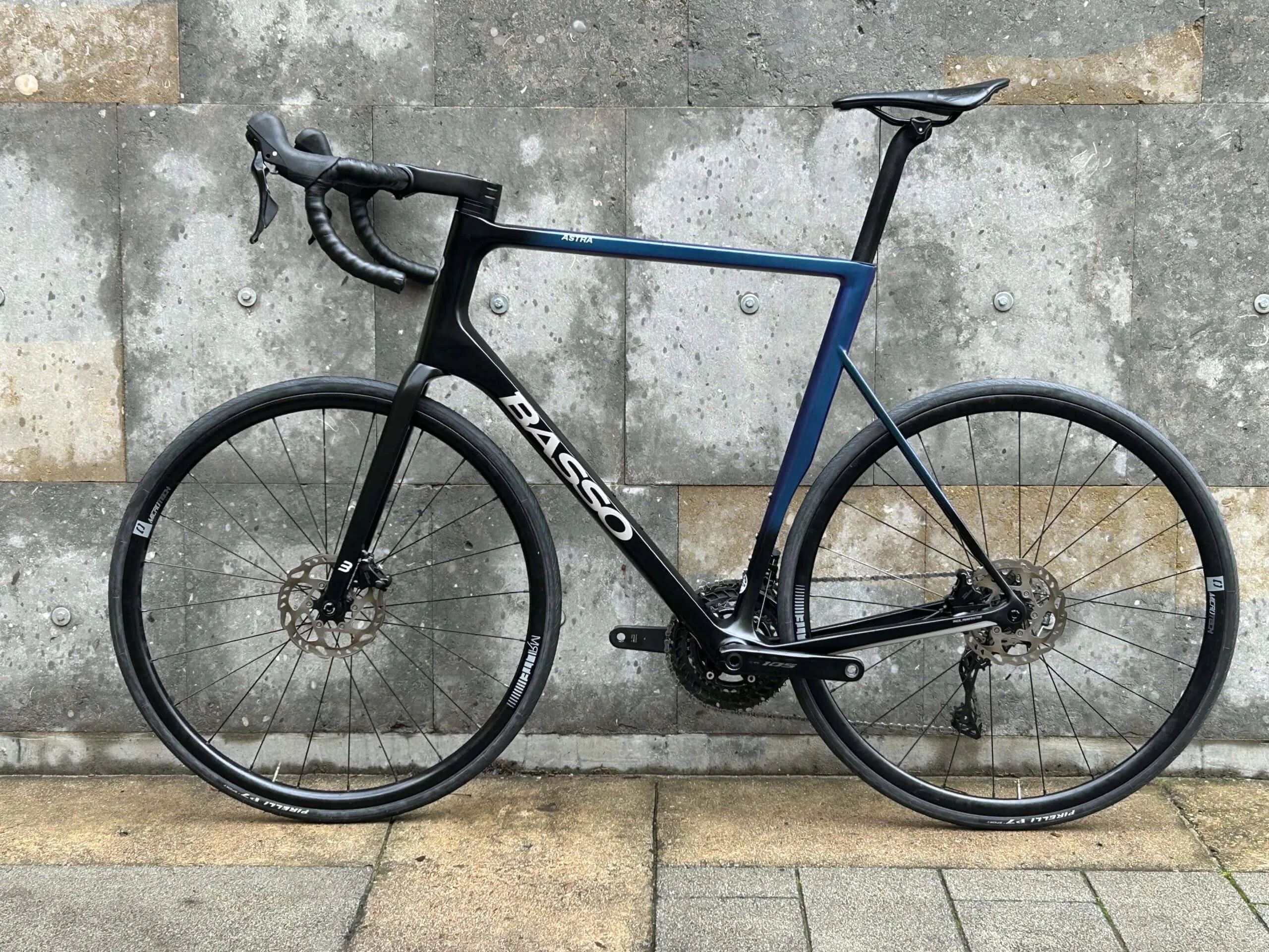 Basso Astra - Shimano 105 2x11sp - Microtech