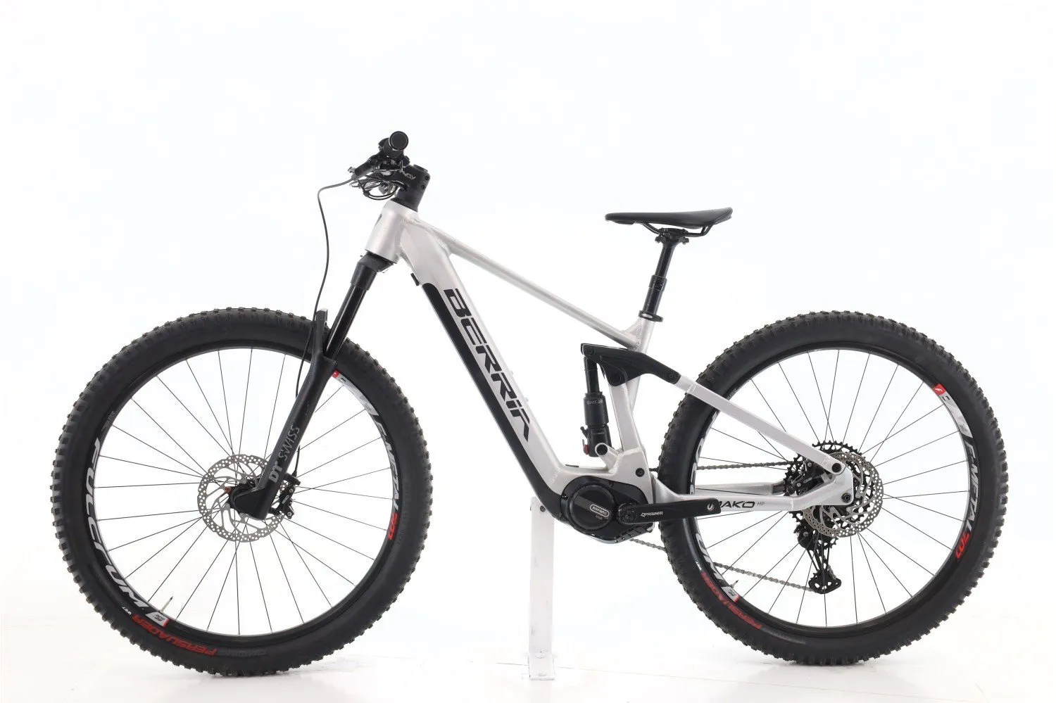 Berria Mako HP Hybrid 2022