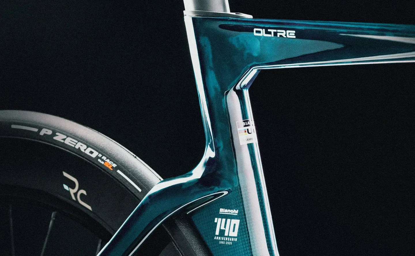 Bianchi Oltre RC 2025 - Shimano Dura-Ace Di2 12sp - Reparto Corse Carbon SPB