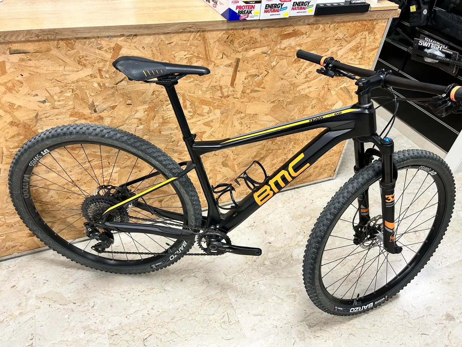 BMC Team Elite 02 ONE 2018 - Shimano XT - DT Swiss M1700 Spline 25