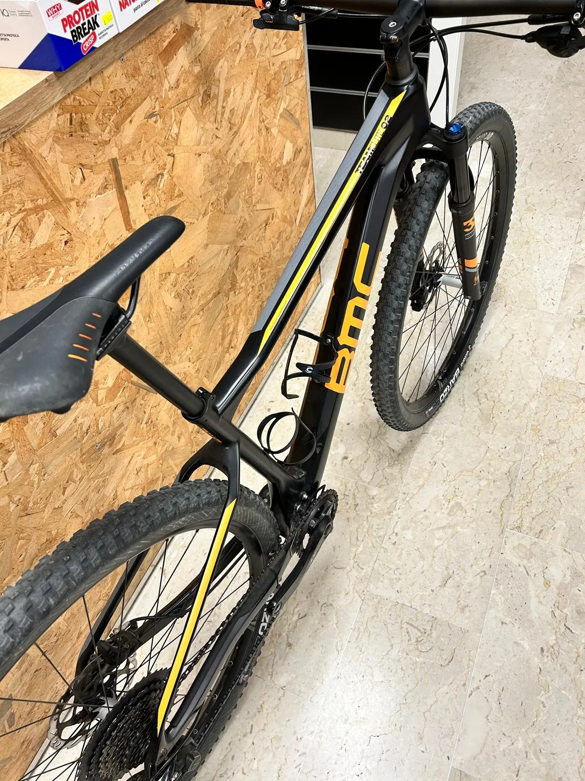 BMC Team Elite 02 ONE 2018 - Shimano XT - DT Swiss M1700 Spline 25
