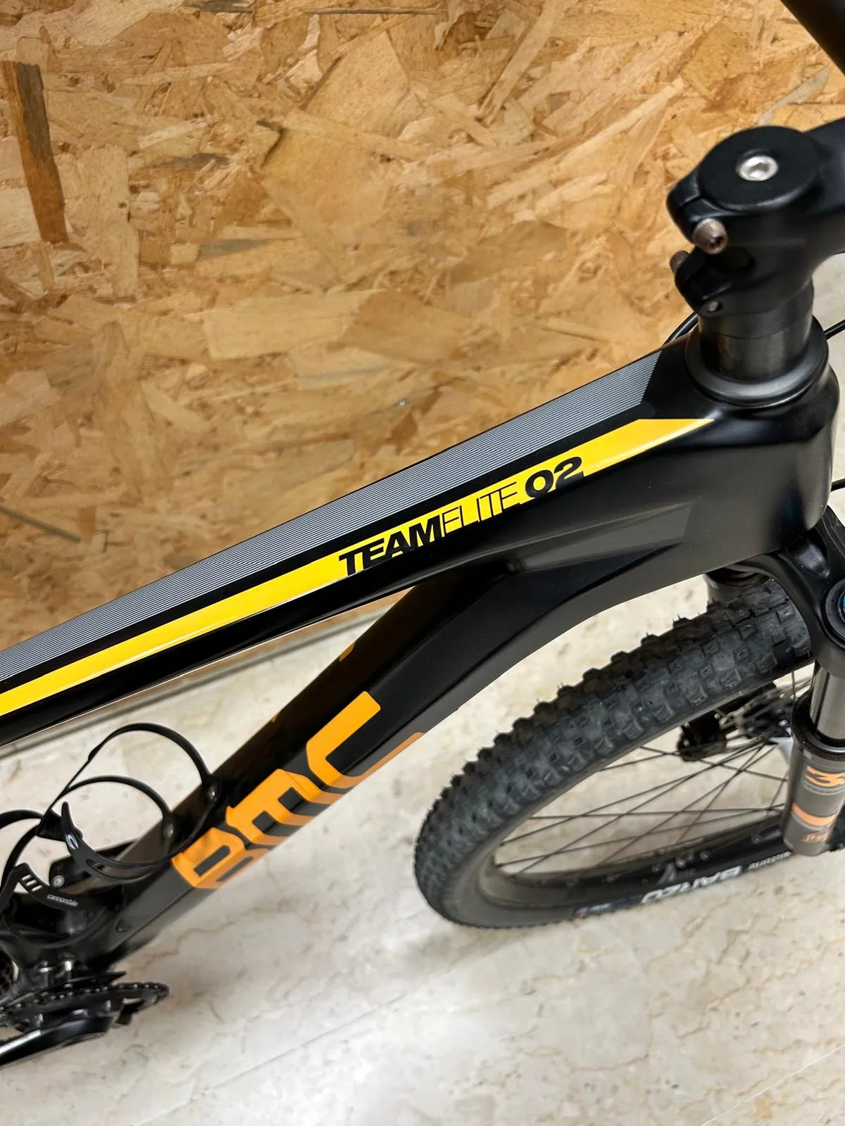 BMC Team Elite 02 ONE 2018 - Shimano XT - DT Swiss M1700 Spline 25