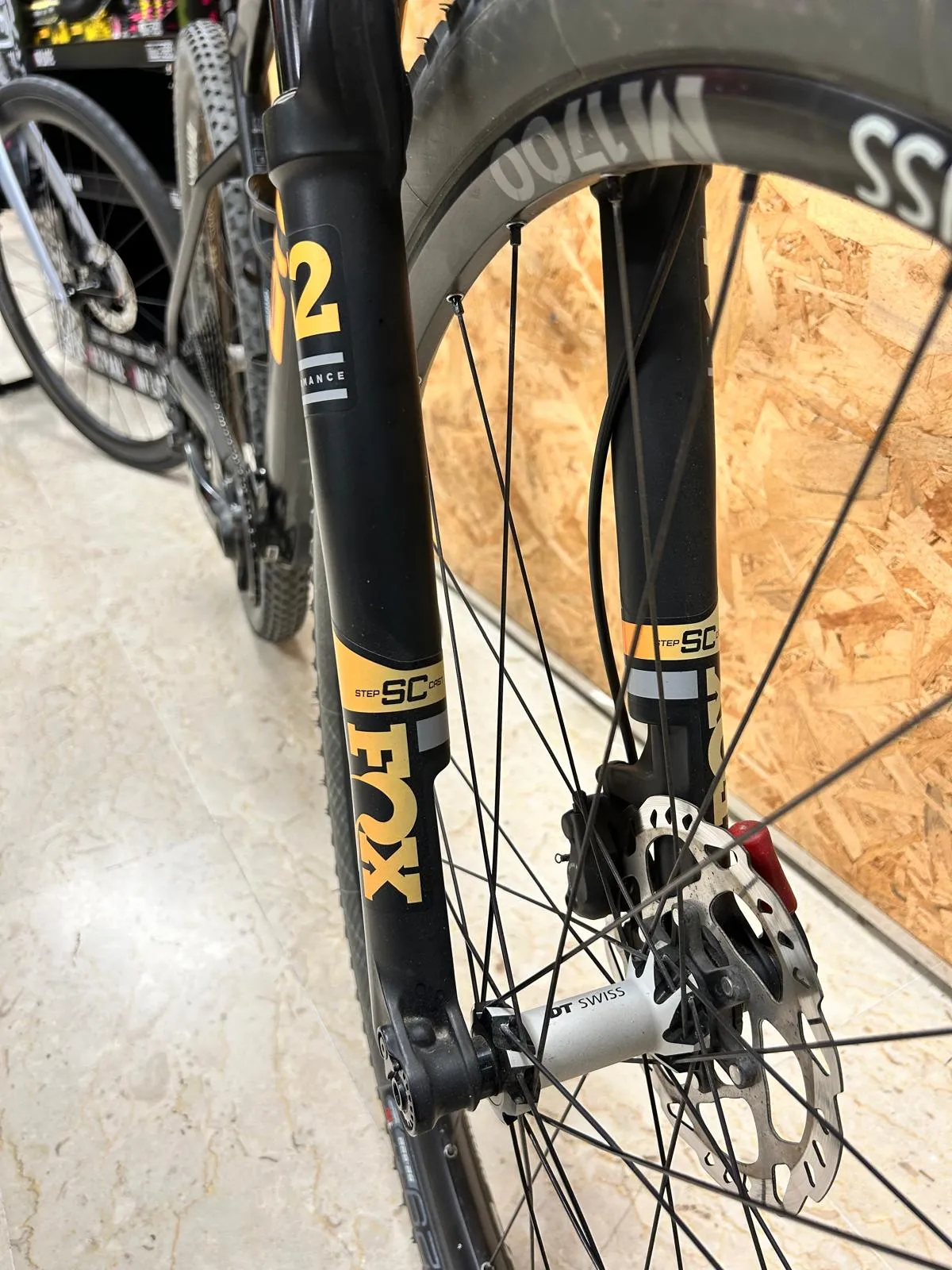 BMC Team Elite 02 ONE 2018 - Shimano XT - DT Swiss M1700 Spline 25