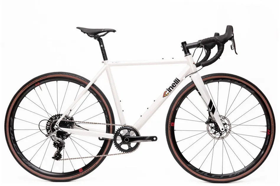 Cinelli Nemo Gravel 2025 - Shimano Ultegra 2x11sp - Fulcrum Rapid Red 500
