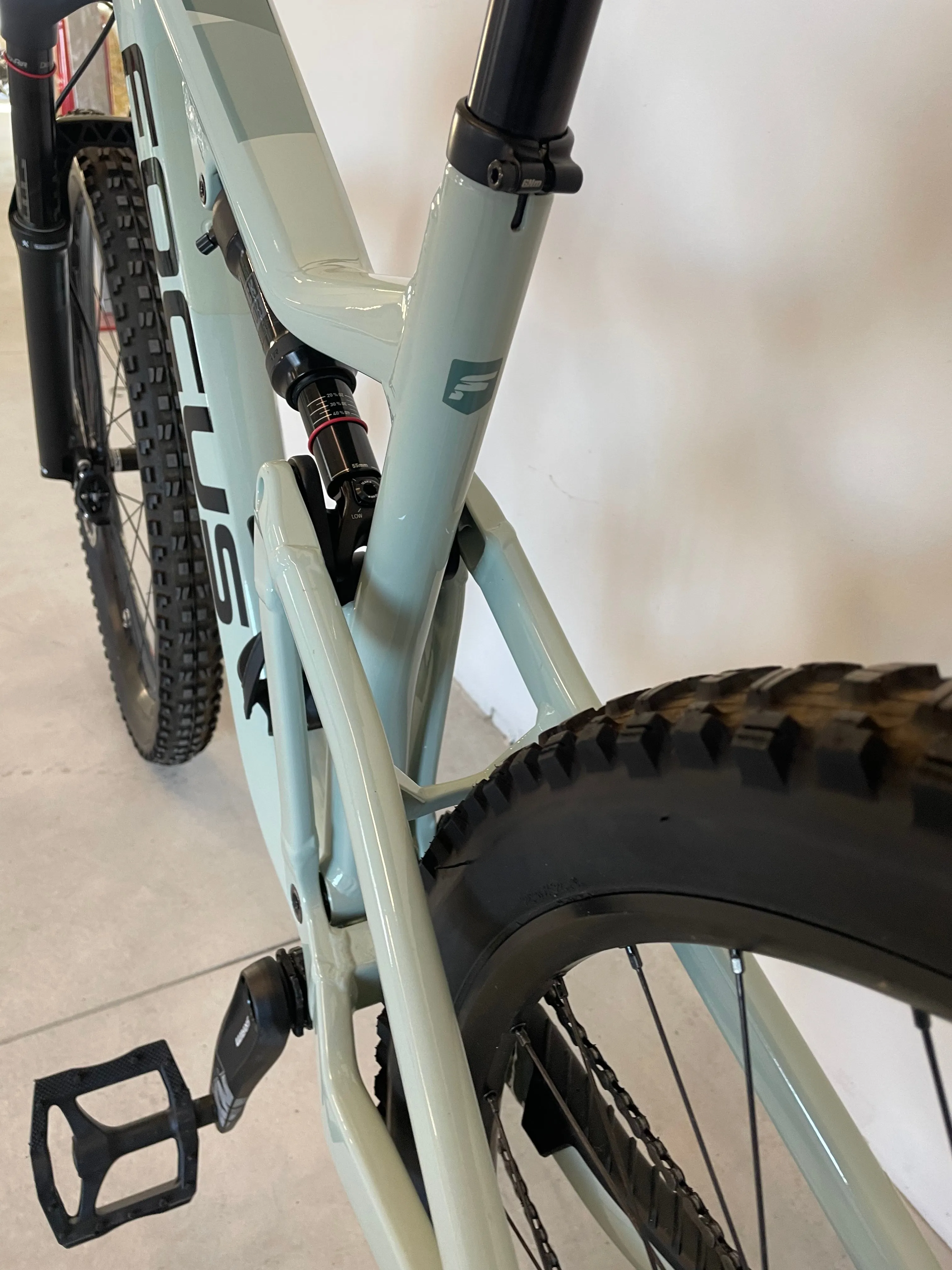Focus Jam 6.8 2023 - Sram SX Eagle 1x12sp - RODI TRYP30