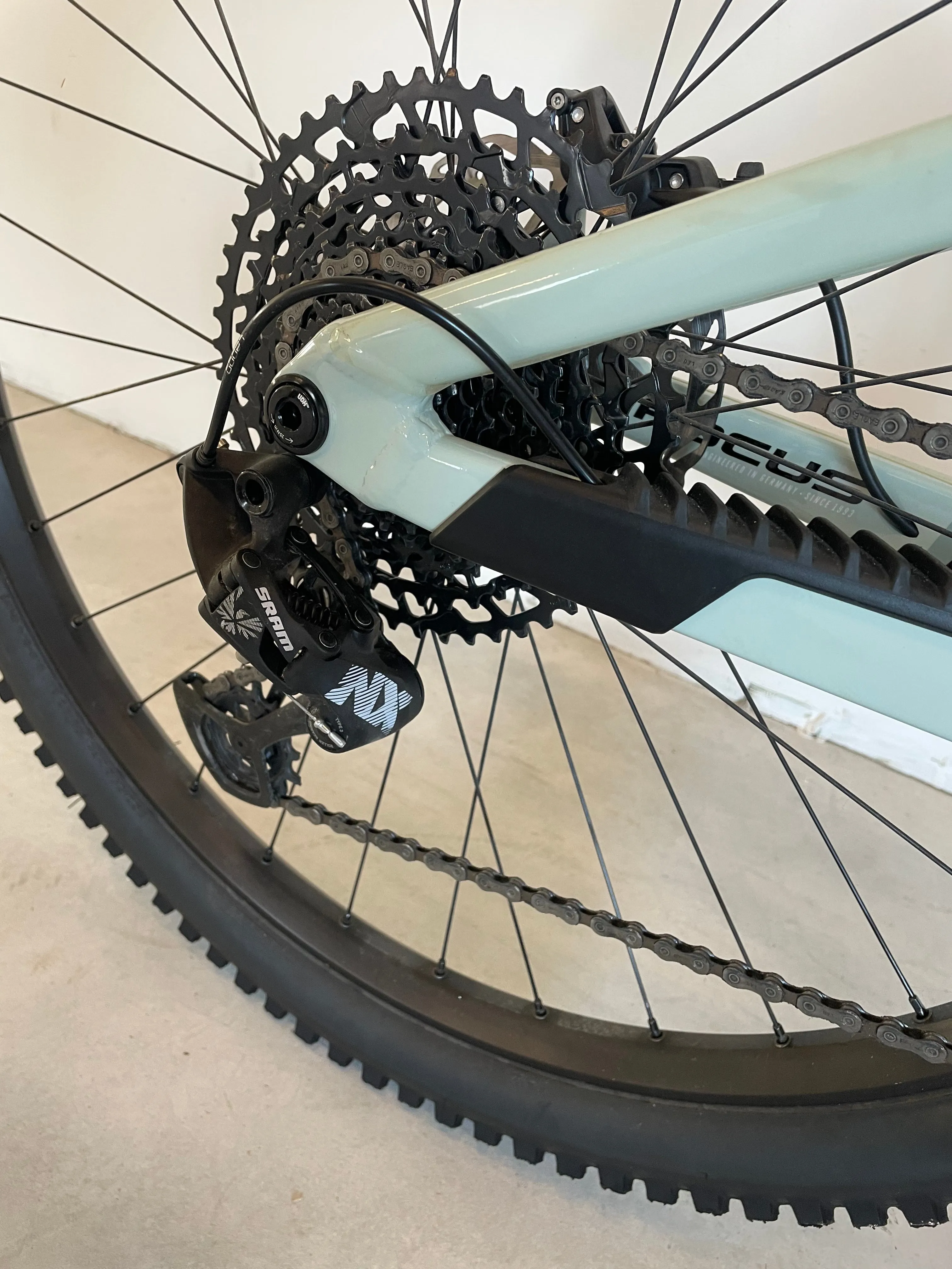 Focus Jam 6.8 2023 - Sram SX Eagle 1x12sp - RODI TRYP30