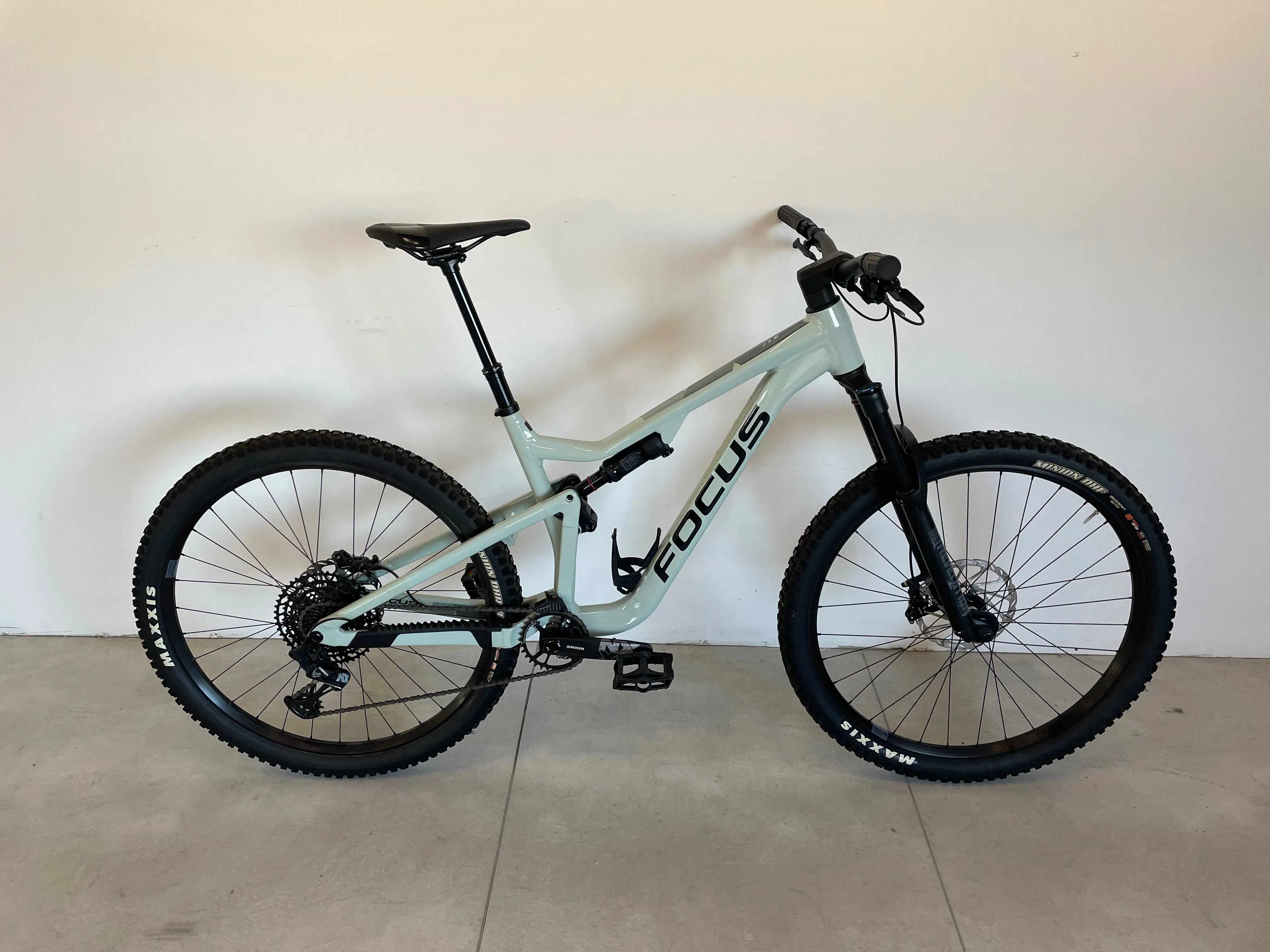 Focus Jam 6.8 2023 - Sram SX Eagle 1x12sp - RODI TRYP30