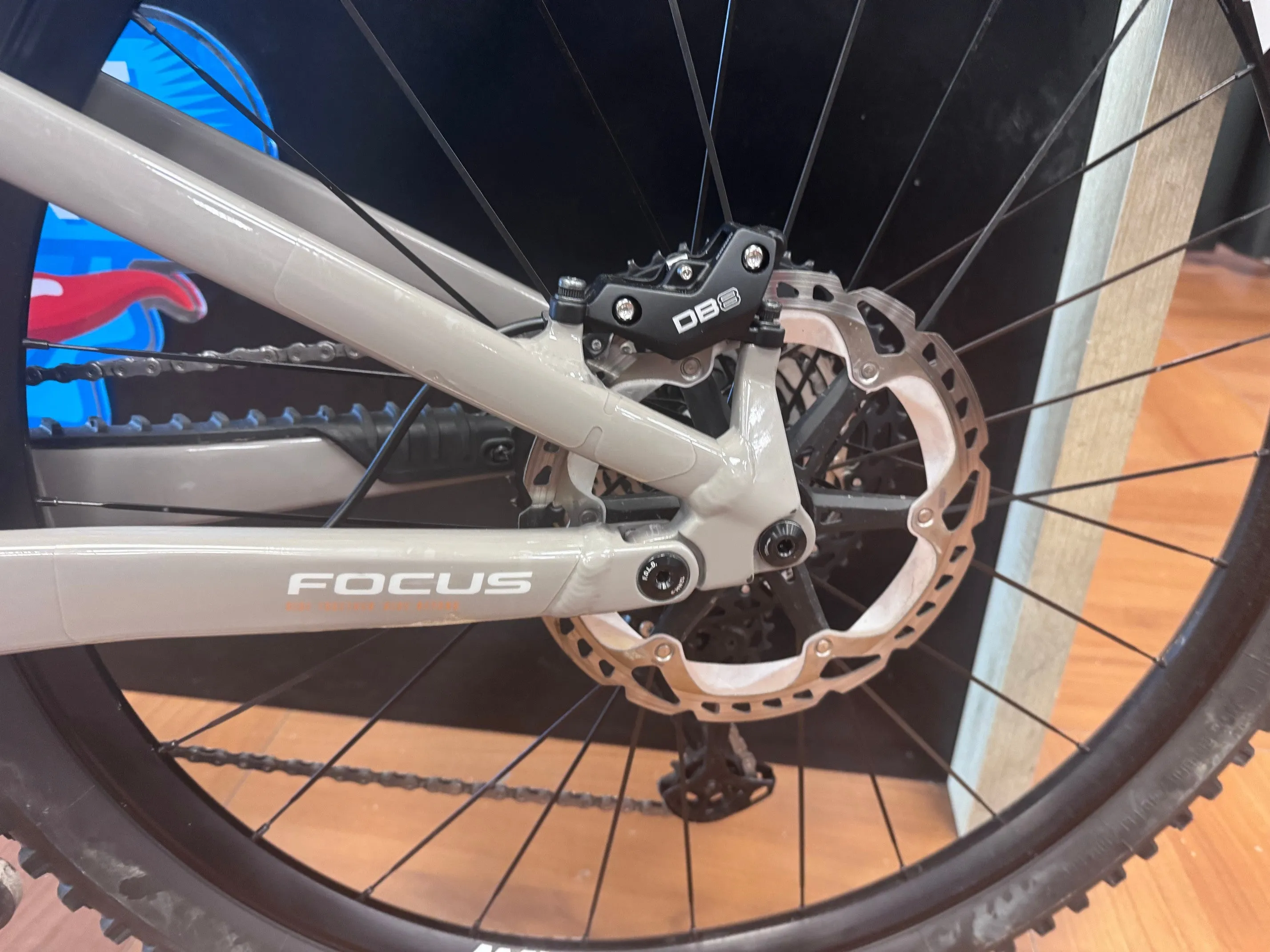 Focus Sam2 6.9 2025 - Shimano XT 1x12sp - Mavic e-Deemax 30