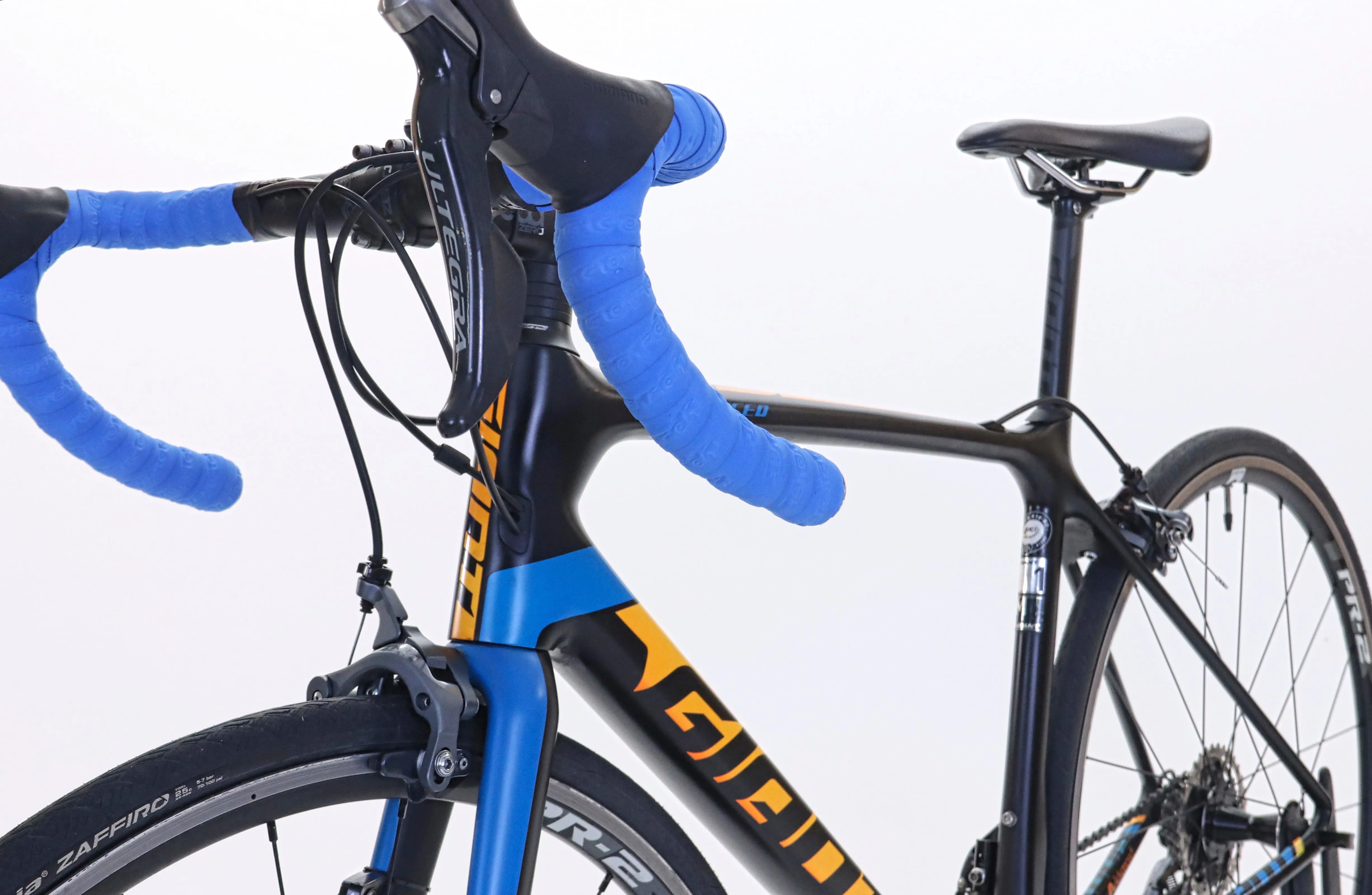 Giant TCR Advanced 2017 - Shimano Ultegra 2x11sp - Giant PR2