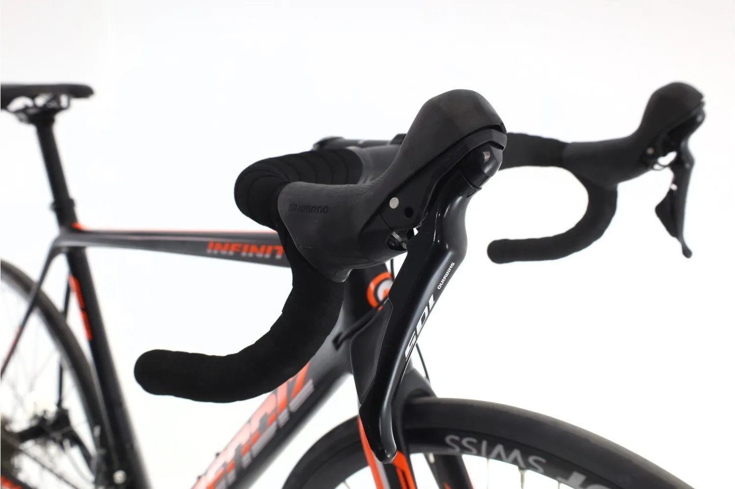 Mendiz Infinit F8 2020