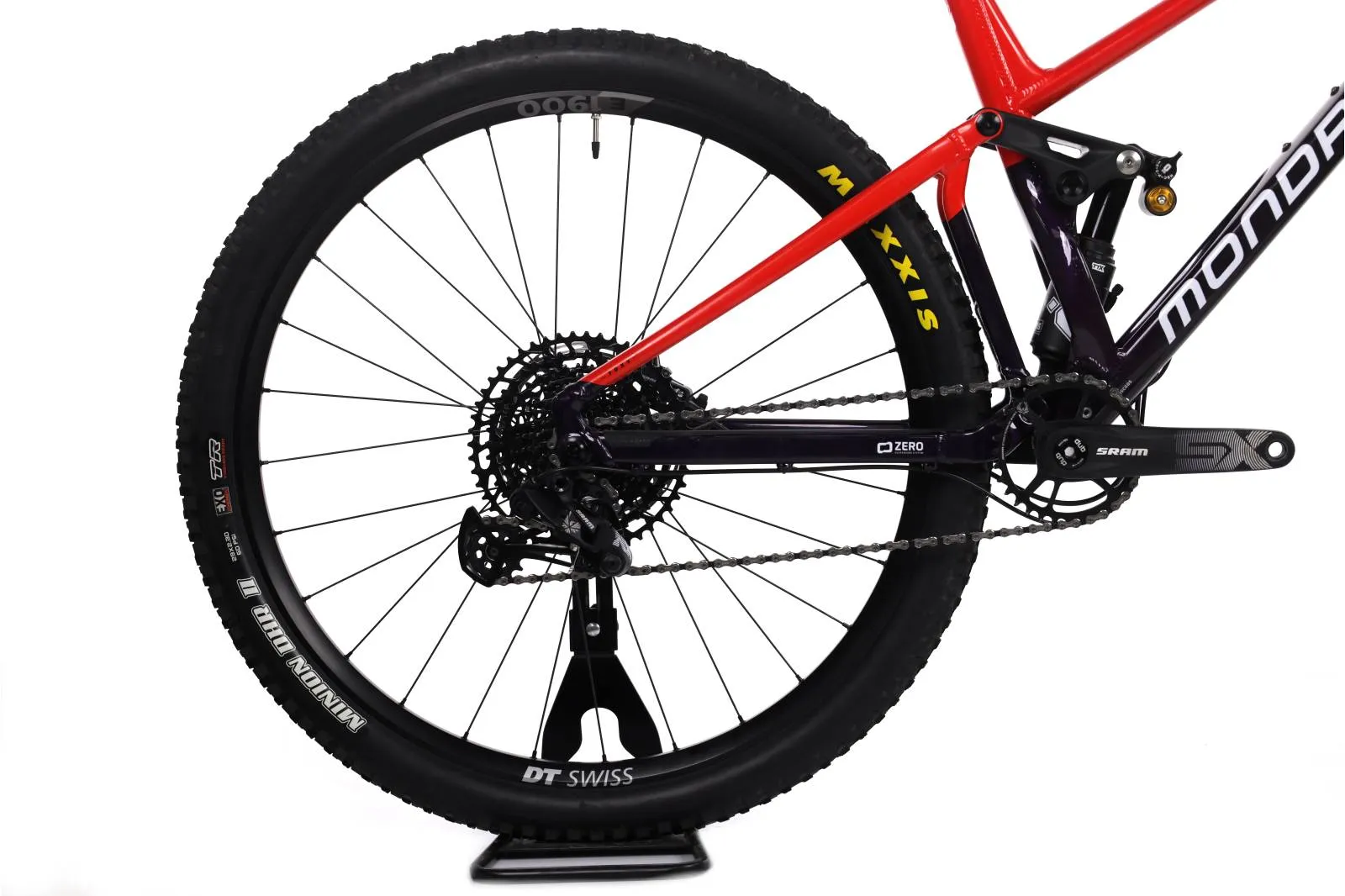 Mondraker Foxy 2022 - Sram NX Eagle 1x12sp - DT Swiss E1900