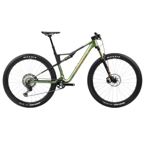 Orbea OIZ M10 2024 - Shimano XT M8100 - OQUO Mountain Performance MP30TEAM Carbon
