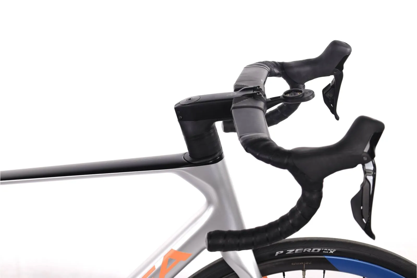 Orbea Orca 2024  - Shimano Dura-Ace Di2 2x12sp - OQUO Road Performance Carbon 35