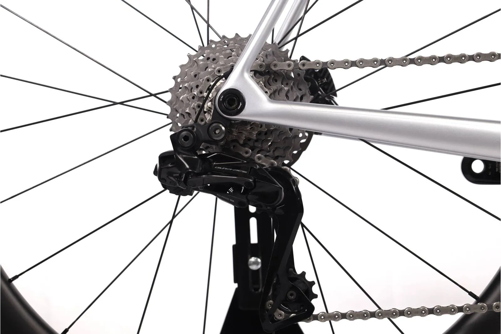 Orbea Orca 2024  - Shimano Dura-Ace Di2 2x12sp - OQUO Road Performance Carbon 35