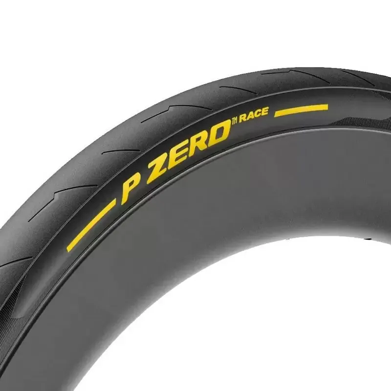 Pirelli P ZERO Race Colour Edition