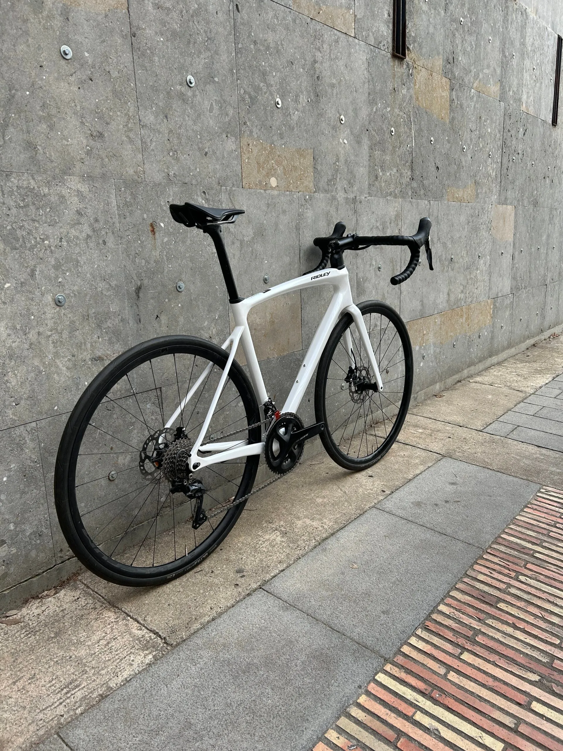 Ridley Fenix - Shimano 105 2x11sp - Fulcrum