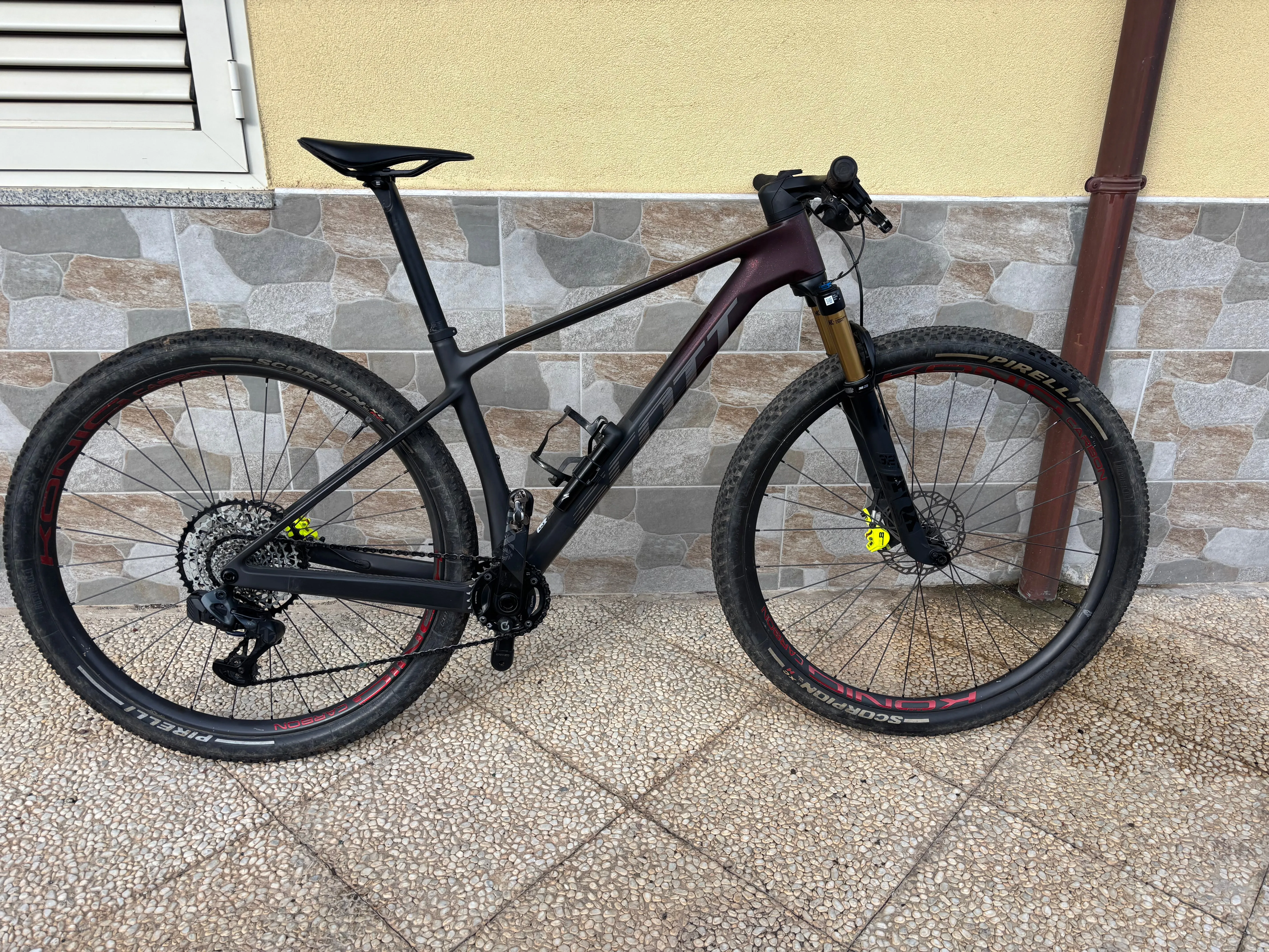 Scott Scale RC SL 2023 - Sram XX1 Eagle AXS 1x12sp - Konig