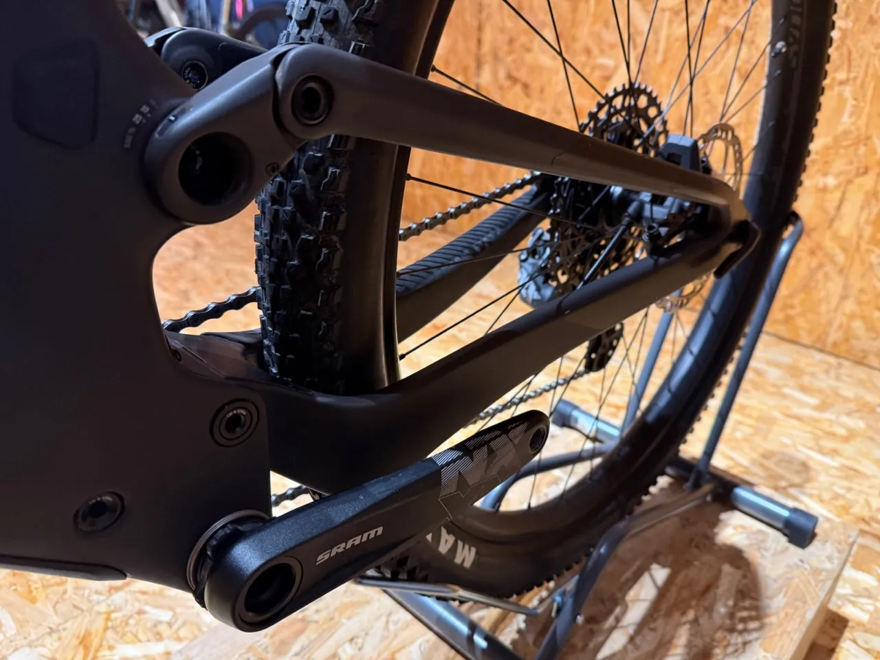 Scott Spark RC Comp green 2024 - Sram NX Eagle 1x12sp - Syncros X-30SE