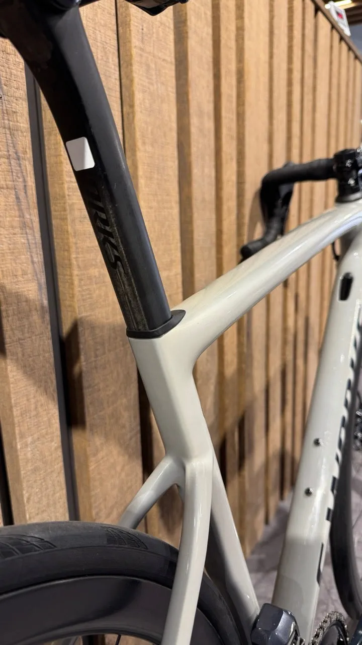 Specialized S-Works Tarmac SL6 2021 - Shimano Ultegra Di2 2x11sp - DT Swiss PRC1400 Carbon