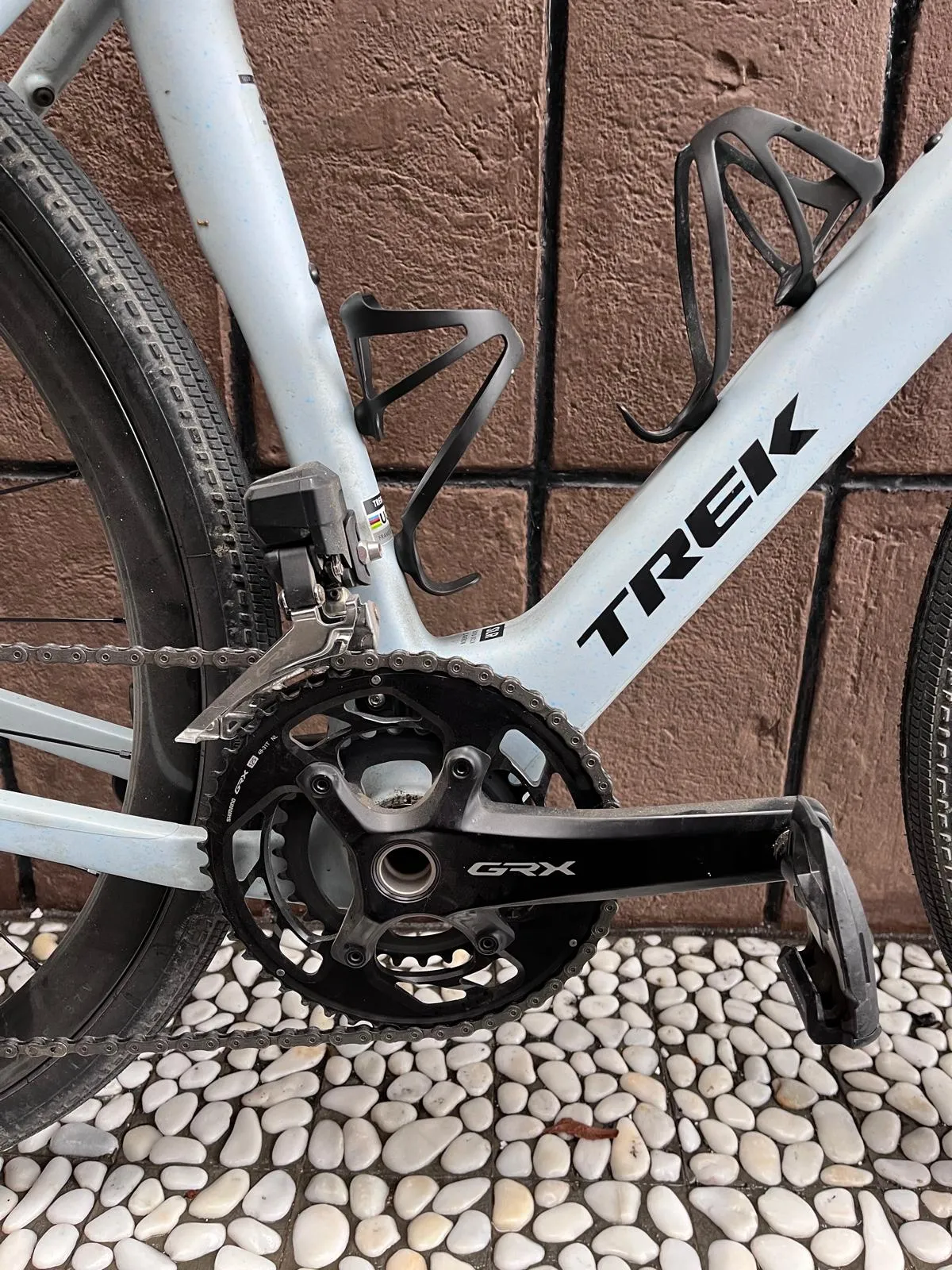 Trek Checkmate SLR 2024 - Shimano GRX Di2 2x12sp - Bontrager Aeolus RSL 37