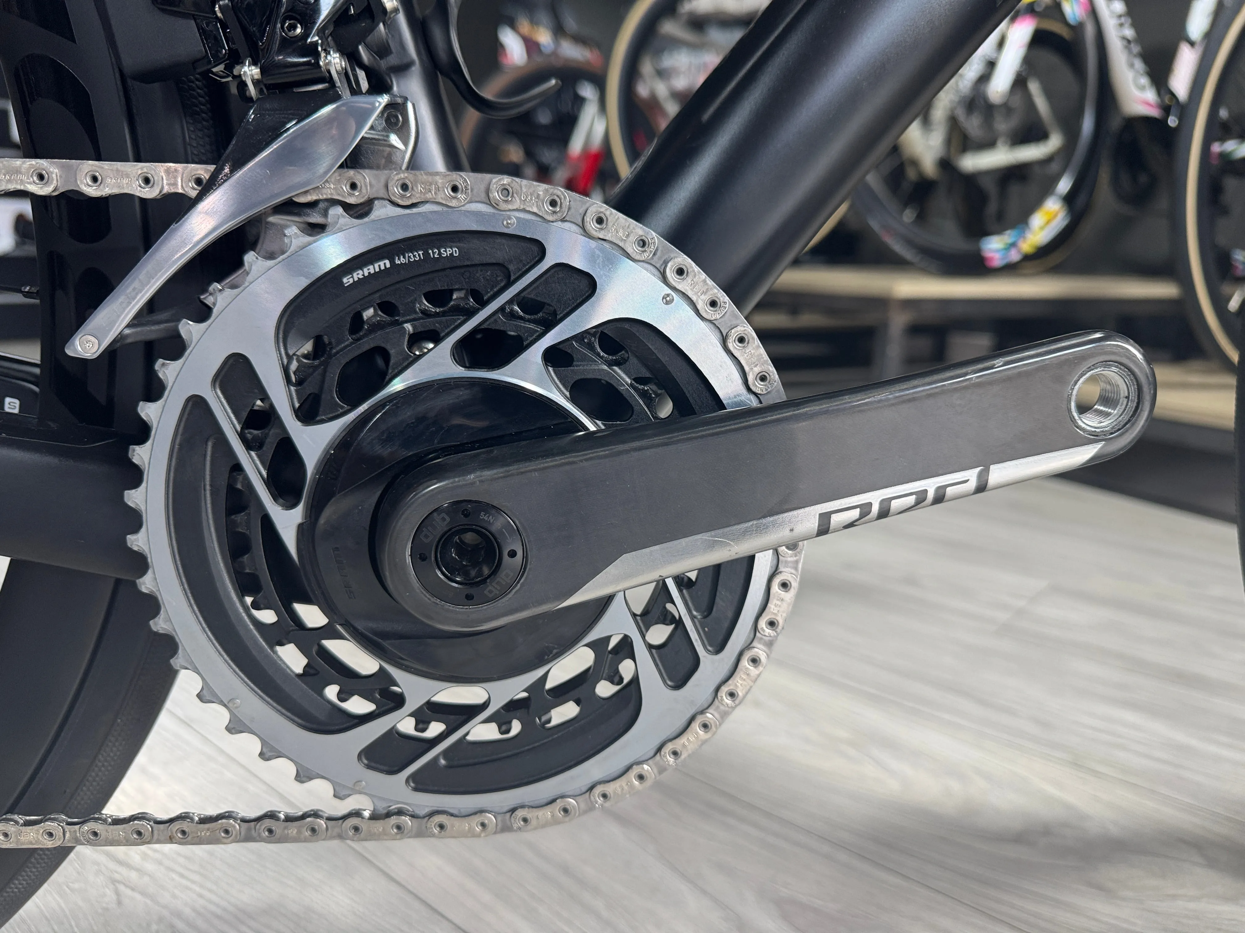 Trek Domane SLR 9 AXS Gen 3 2022 - Sram Red eTap AXS 2x12sp - Bontrager Aeolus RSL 37