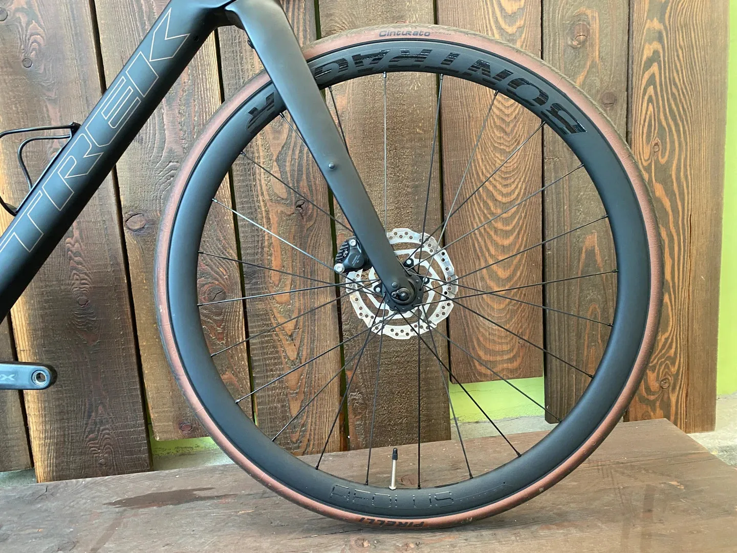 Trek FX Sport 6 2023 - Shimano GRX 1x11sp - Bontrager Aeolus Elite 35