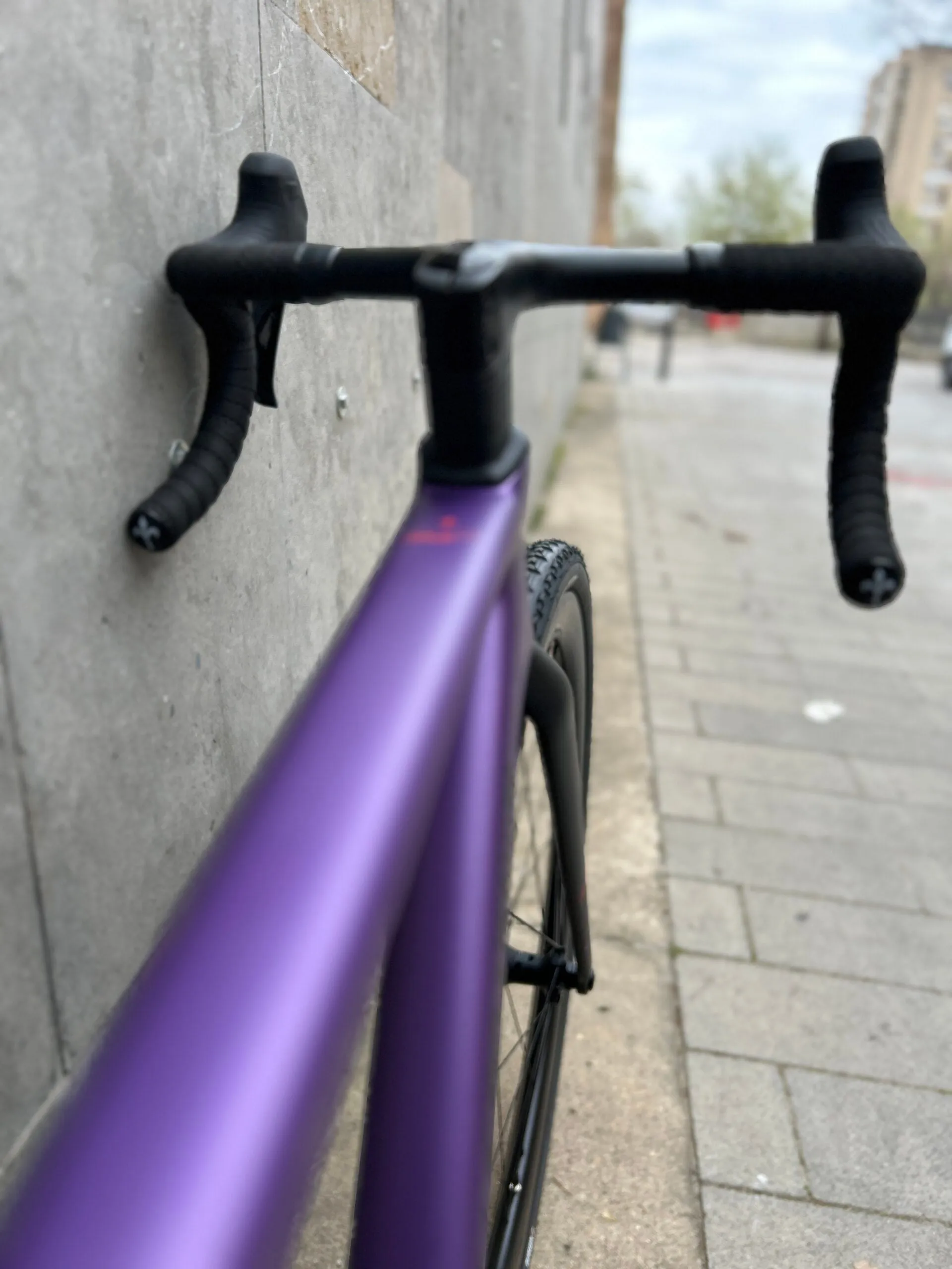 Wilier Rave SLR 2025 - Shimano GRX Di2 2x12sp - Miche Graff AERO 42